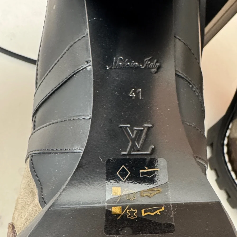 Louis Vuitton Beige and Black Heeled Boots - Picture 2 of 11